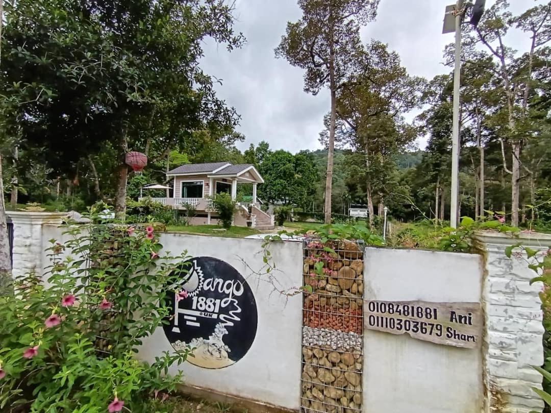 Dango1881Muslim Riverstay Padang Rengas Bagian luar foto